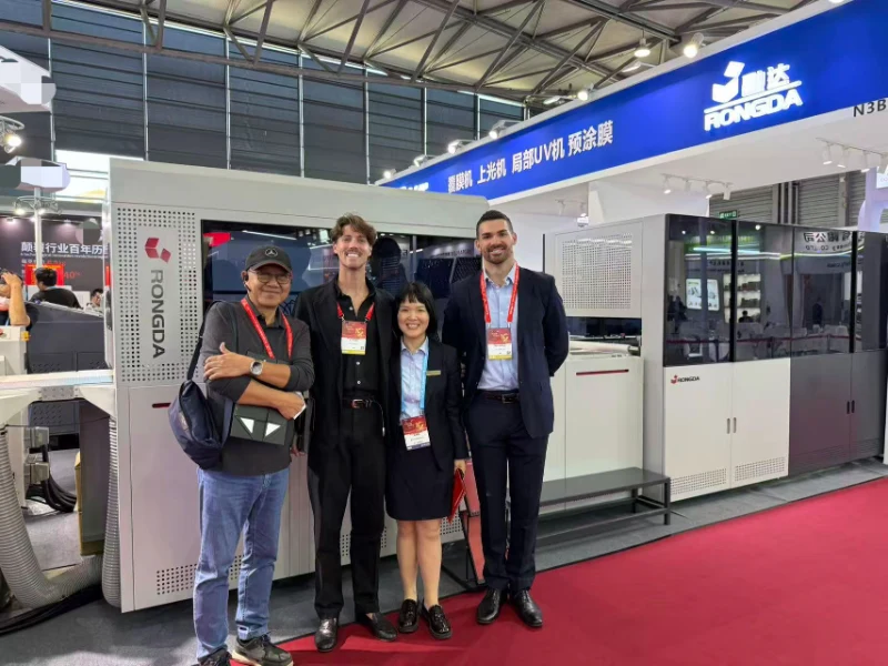 Bao bì Rongda tại Print China 2026: Bản demo trực tiếp của Máy làm hộp tự động BFM1000